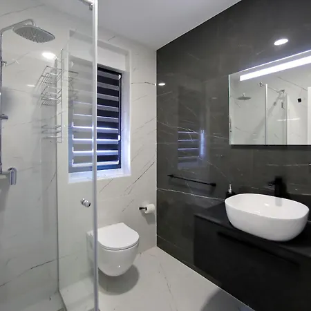 Apartmani More *