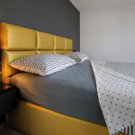 Apartmani More Apartment