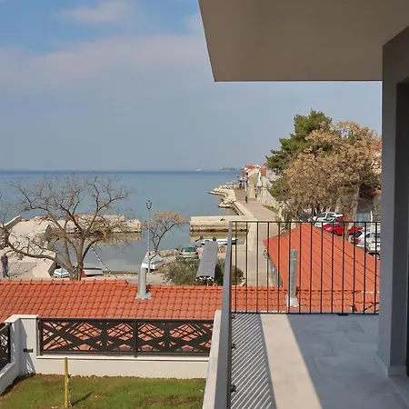 Apartment Apartmani More *