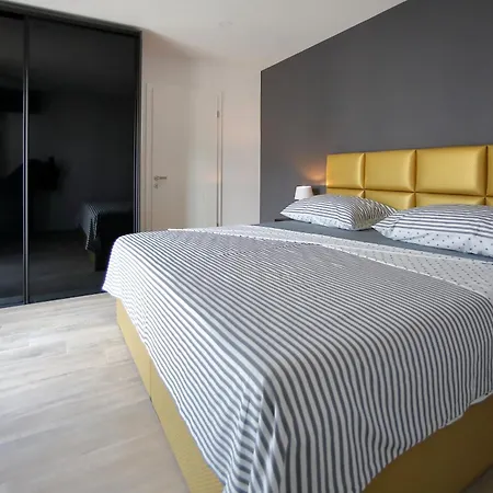 Apartmani More Bibinje