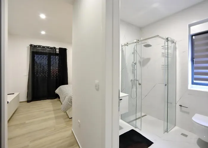 Apartmani More *