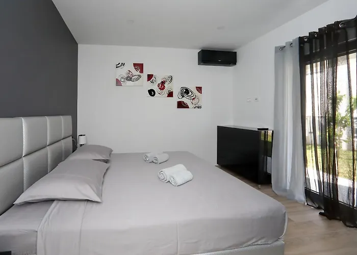 Apartamento Apartmani More Bibinje