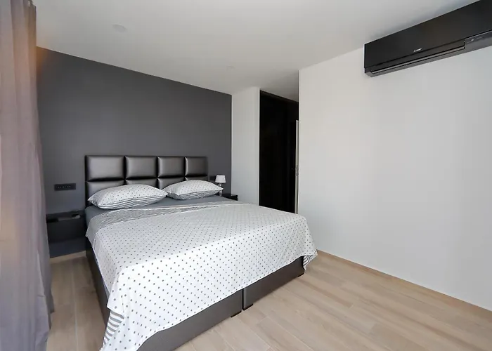 Apartmani More